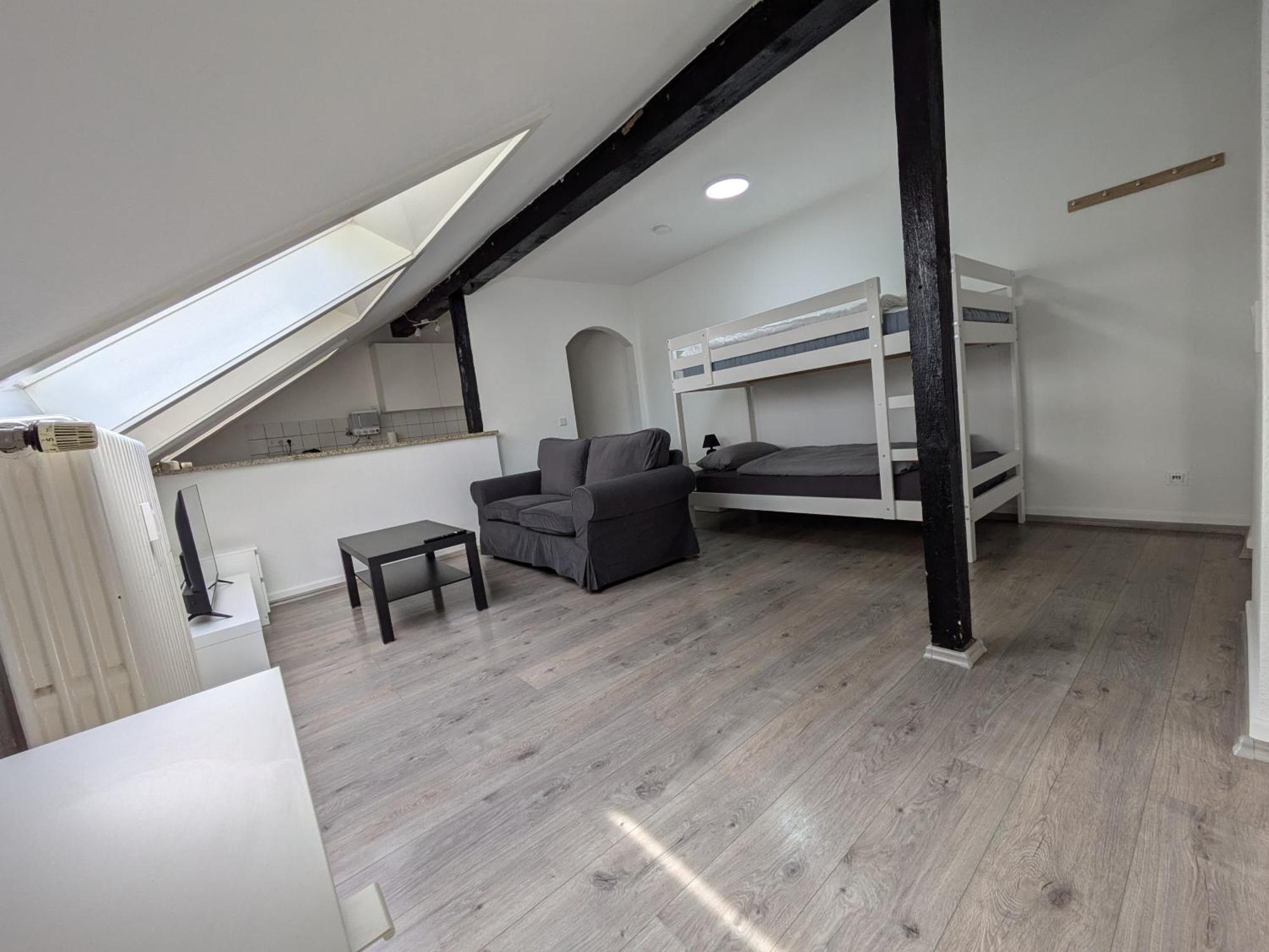 Interaktiv Appartements In Ratingen - Duesseldorferstrasse Exterior photo