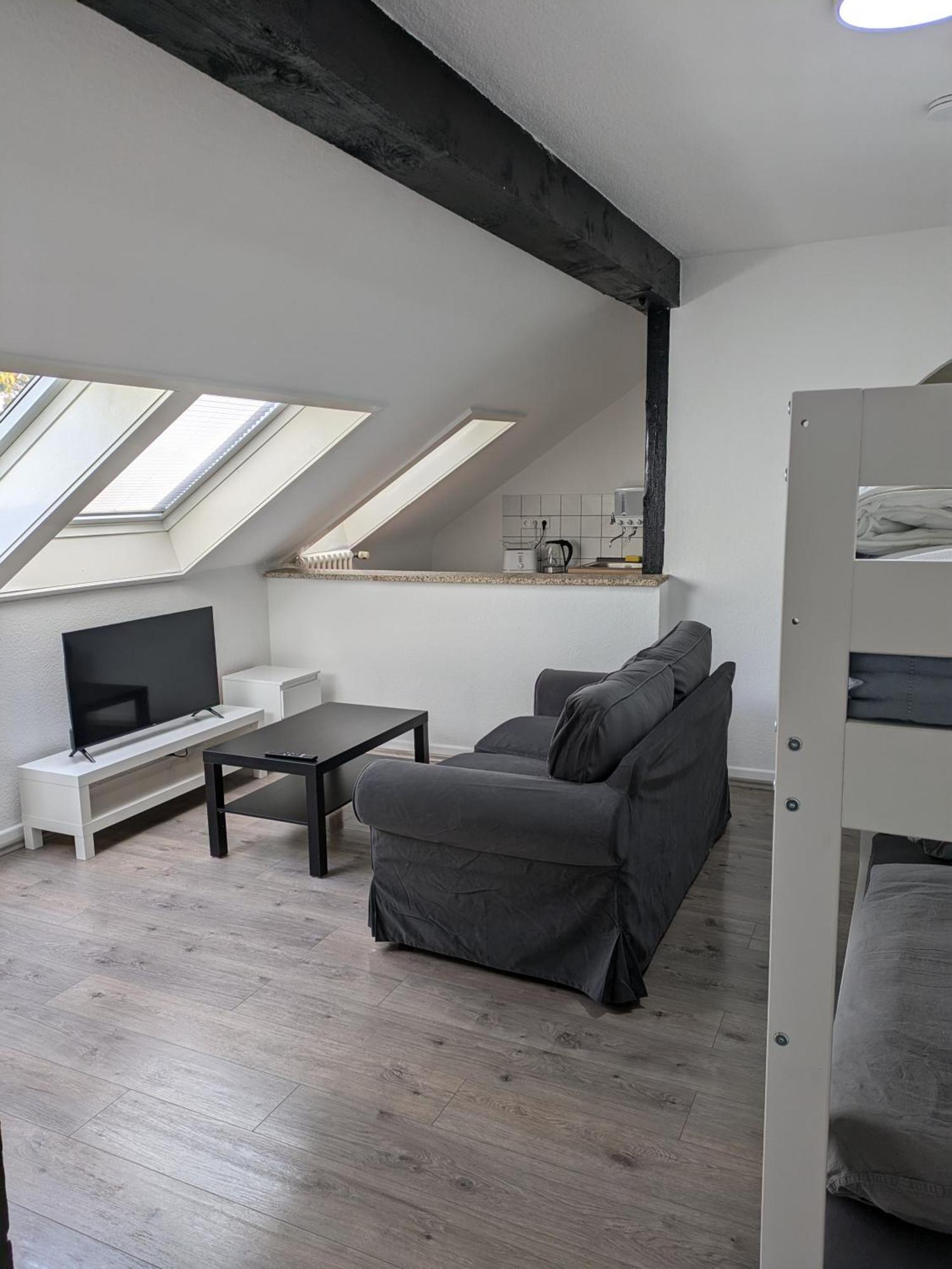 Interaktiv Appartements In Ratingen - Duesseldorferstrasse Exterior photo