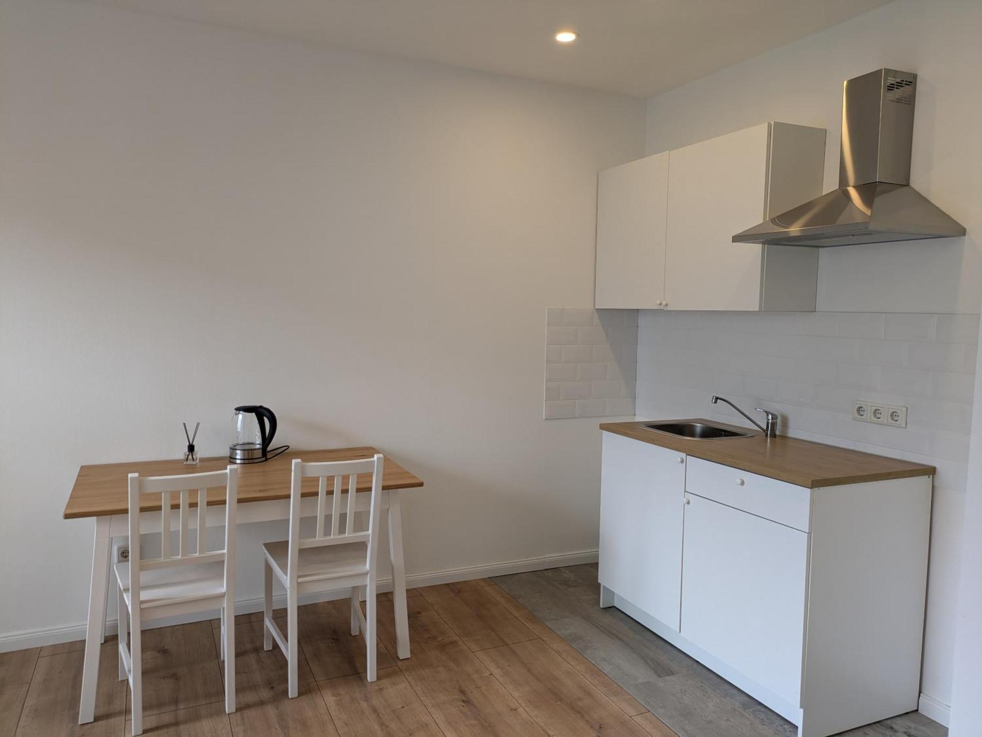Interaktiv Appartements In Ratingen - Duesseldorferstrasse Exterior photo